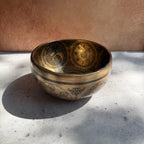Hand Etched Bowl — 6.50" W x 3.25" H, F Note, 798g