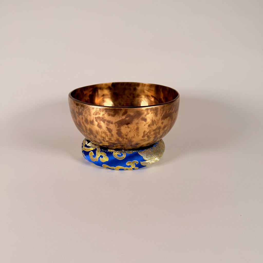 Hand-Hammered Singing Bowl — 7.00" W x 3.50" H, A Note, 848g