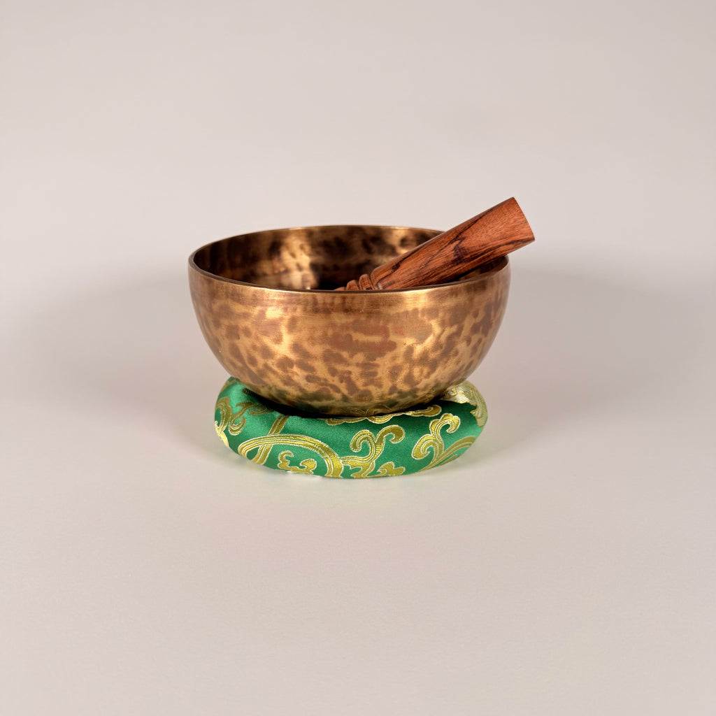 Hand-Hammered Singing Bowl — 7.00" W x 3.50" H, A Note, 890g