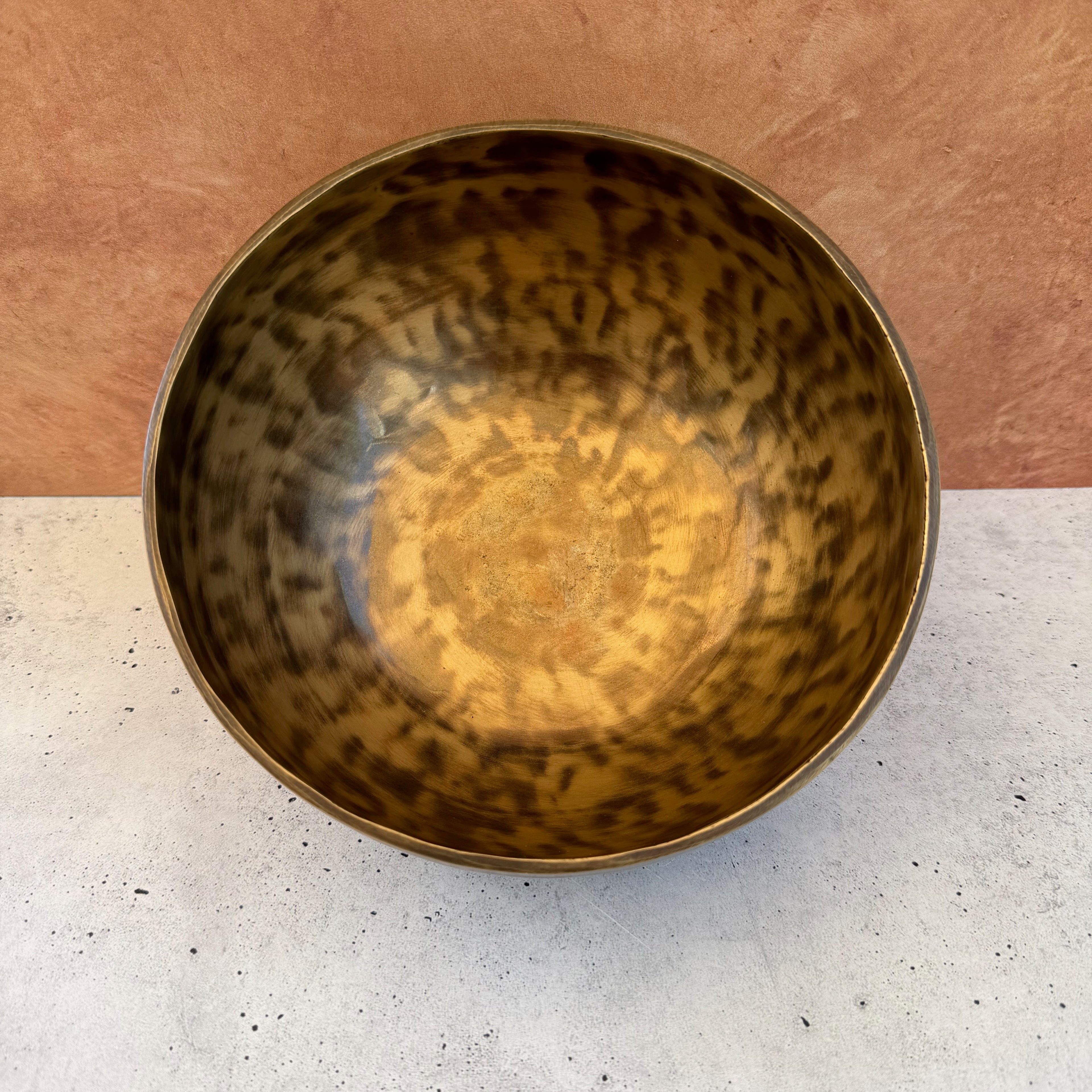 Hand-Hammered Singing Bowl — 7.00" W x 3.50" H, A Note, 890g