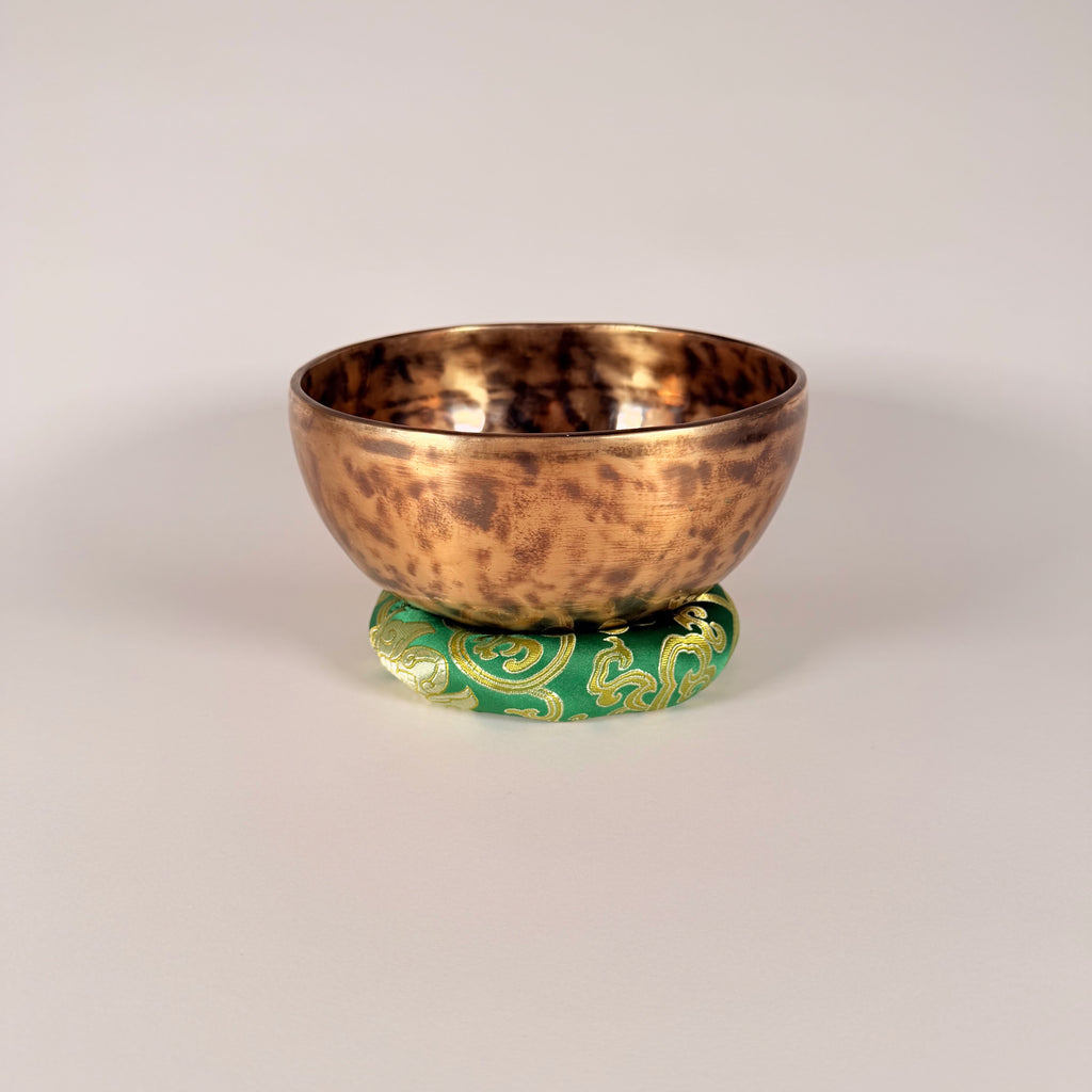 Hand-Hammered Singing Bowl — 7.50" W x 3.50" H, A Note, 1138g