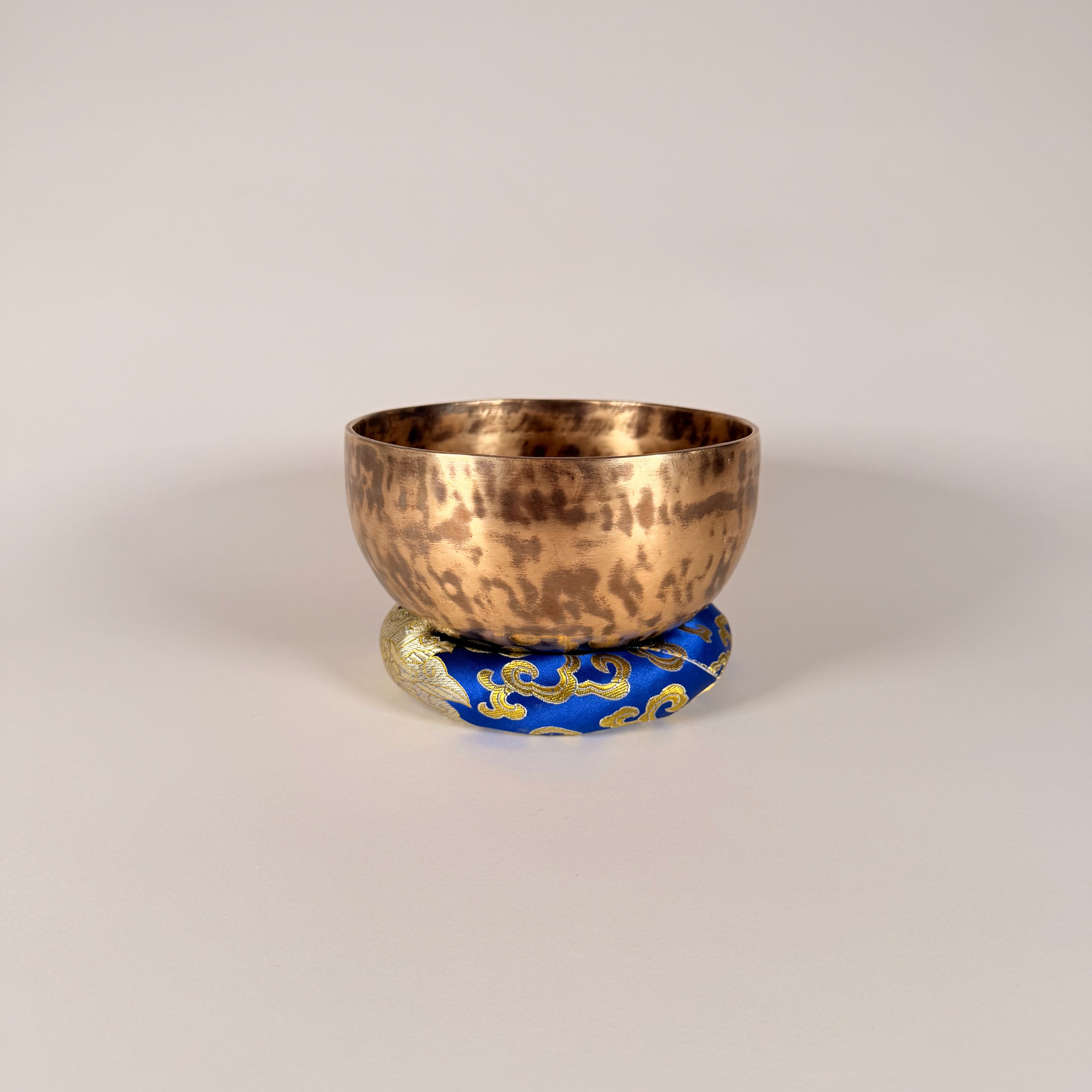 Hand-Hammered Singing Bowl — 6.25" W x 3.25" H, C Note, 692g