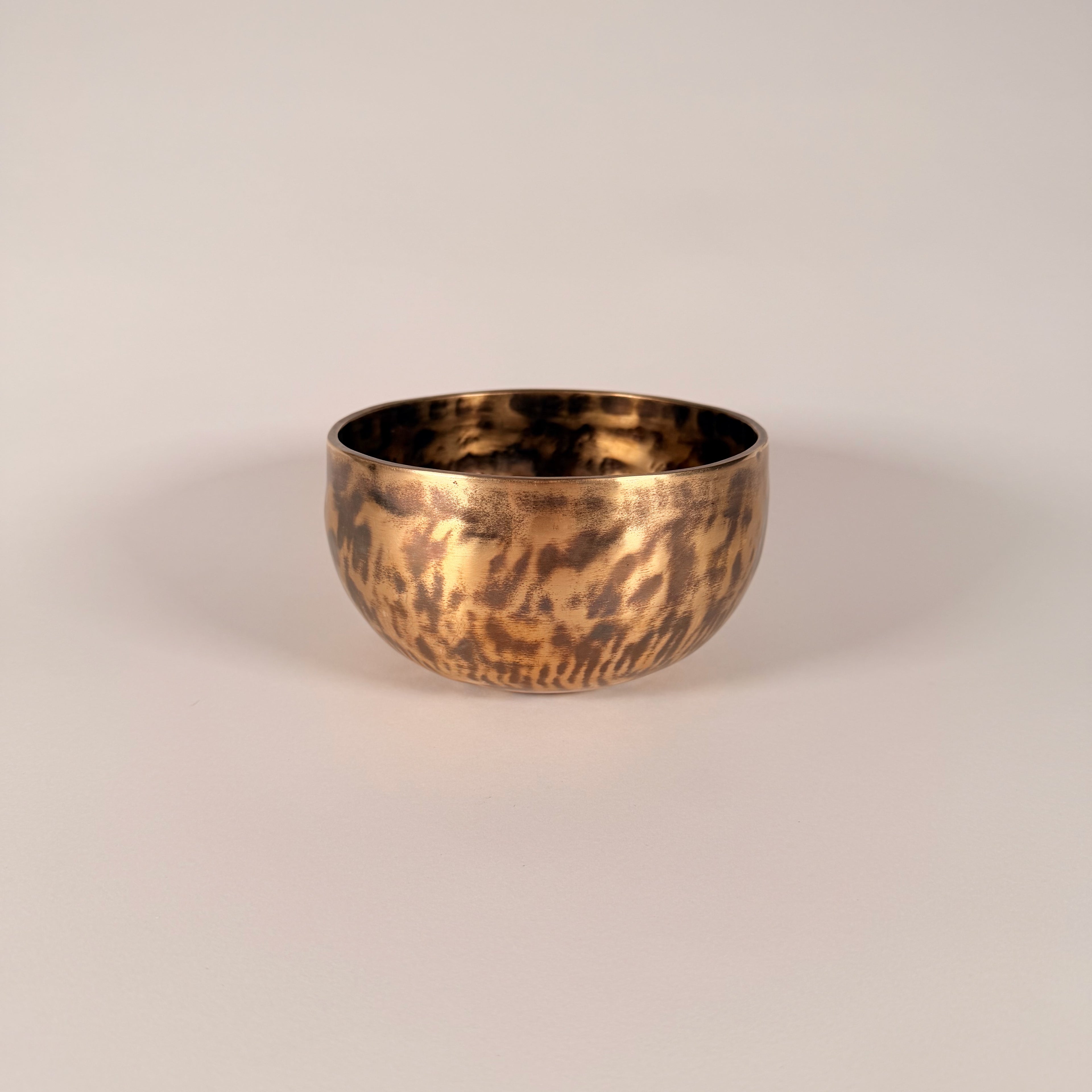 Hand-Hammered Singing Bowl — 6.50" W x 3.50" H, C Note, 842g