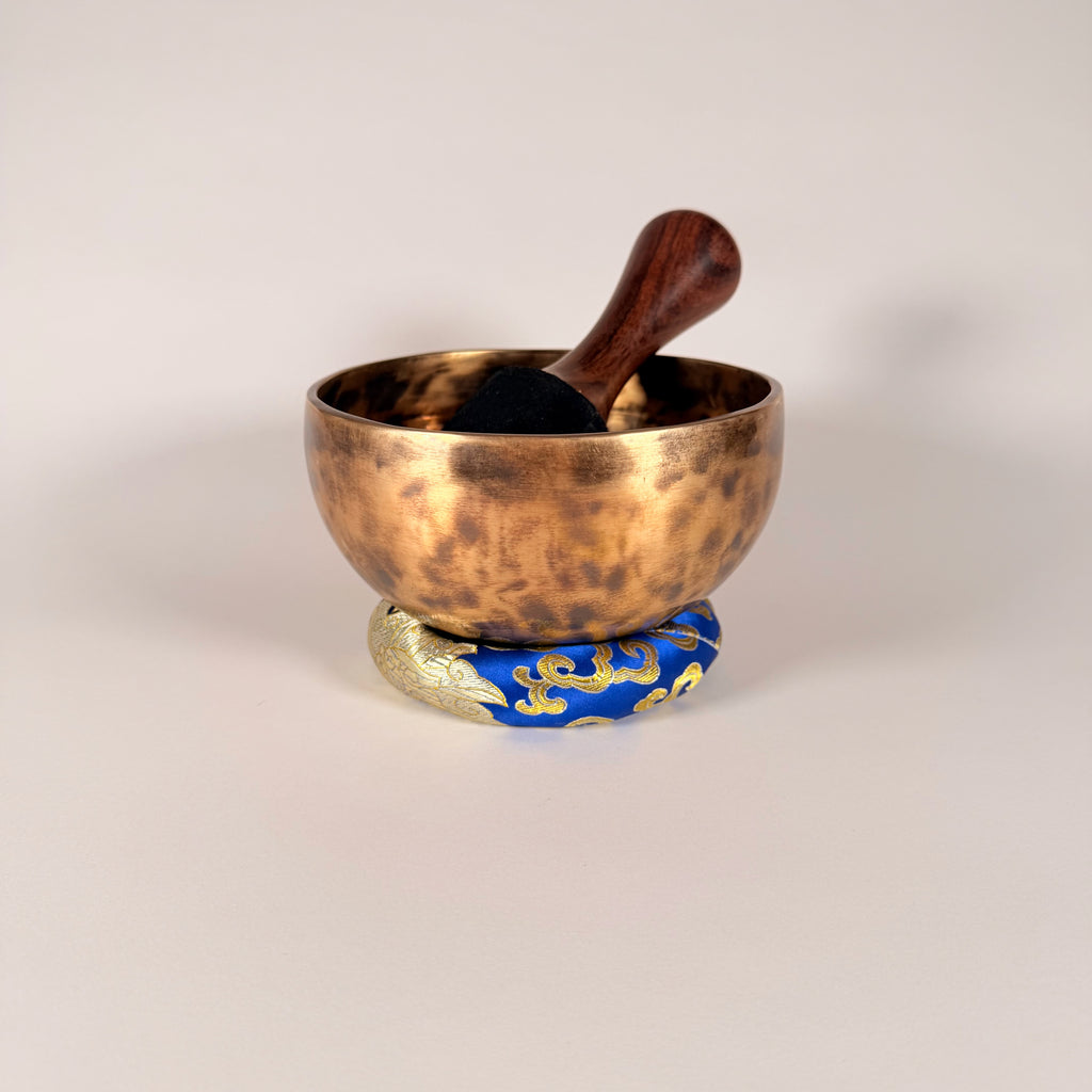 Hand-Hammered Singing Bowl — 7.00" W x 3.50" H, C Note, 974g