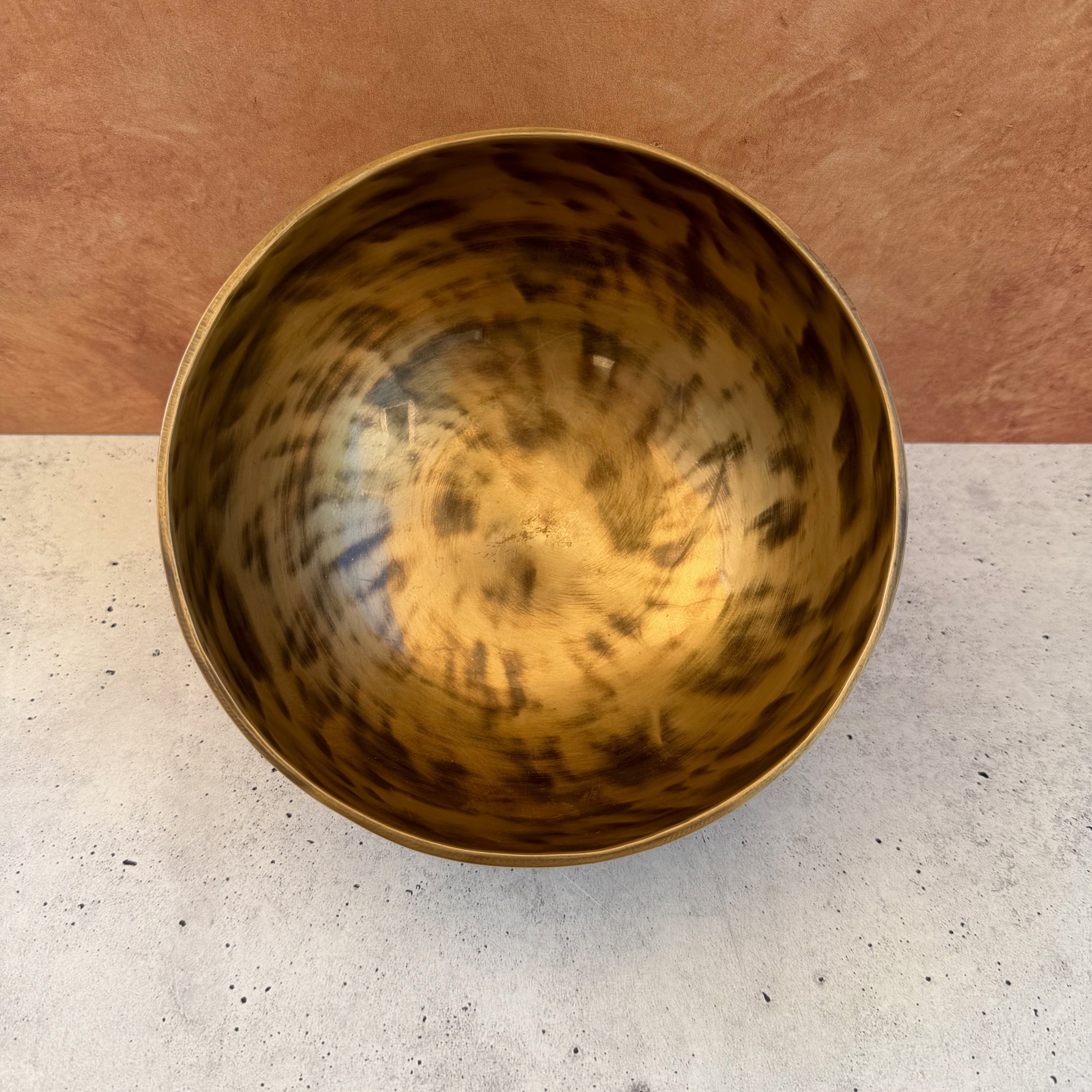 Hand-Hammered Singing Bowl — 6.50" W x 3.25" H, B Note, 836g