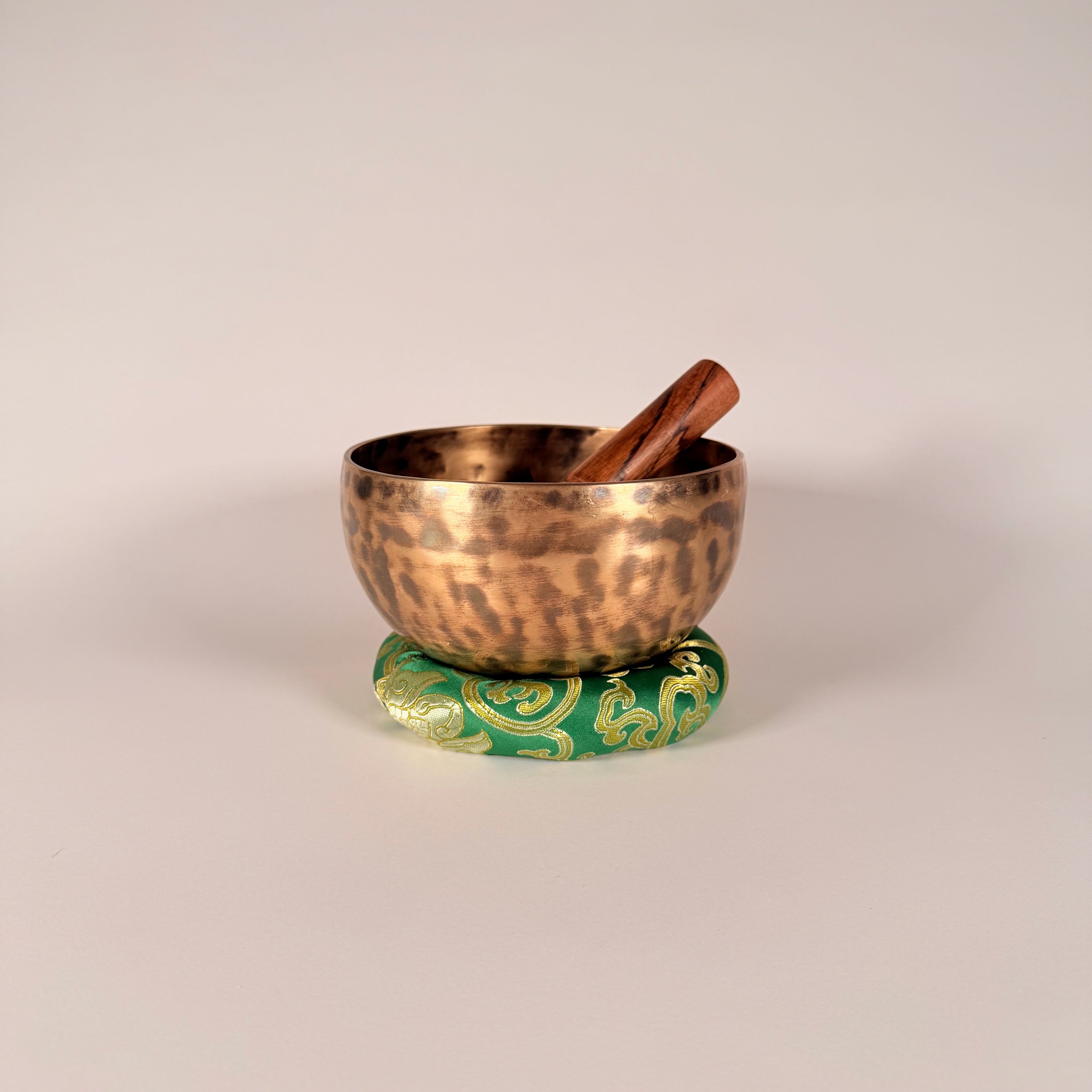 Hand-Hammered Singing Bowl — 6.50" W x 3.50" H, B Note, 748g