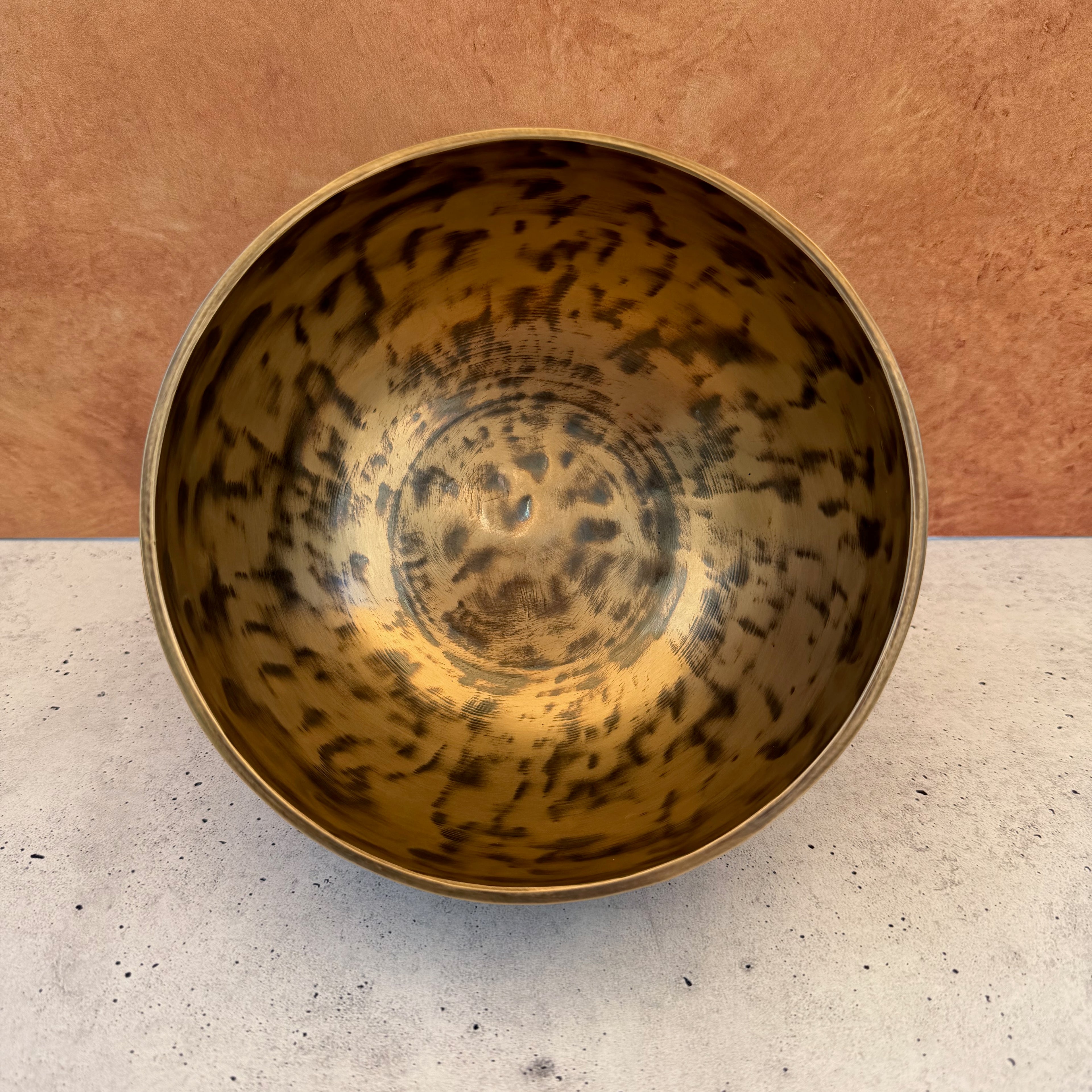 Hand-Hammered Singing Bowl — 6.50" W x 3.50" H, B Note, 748g