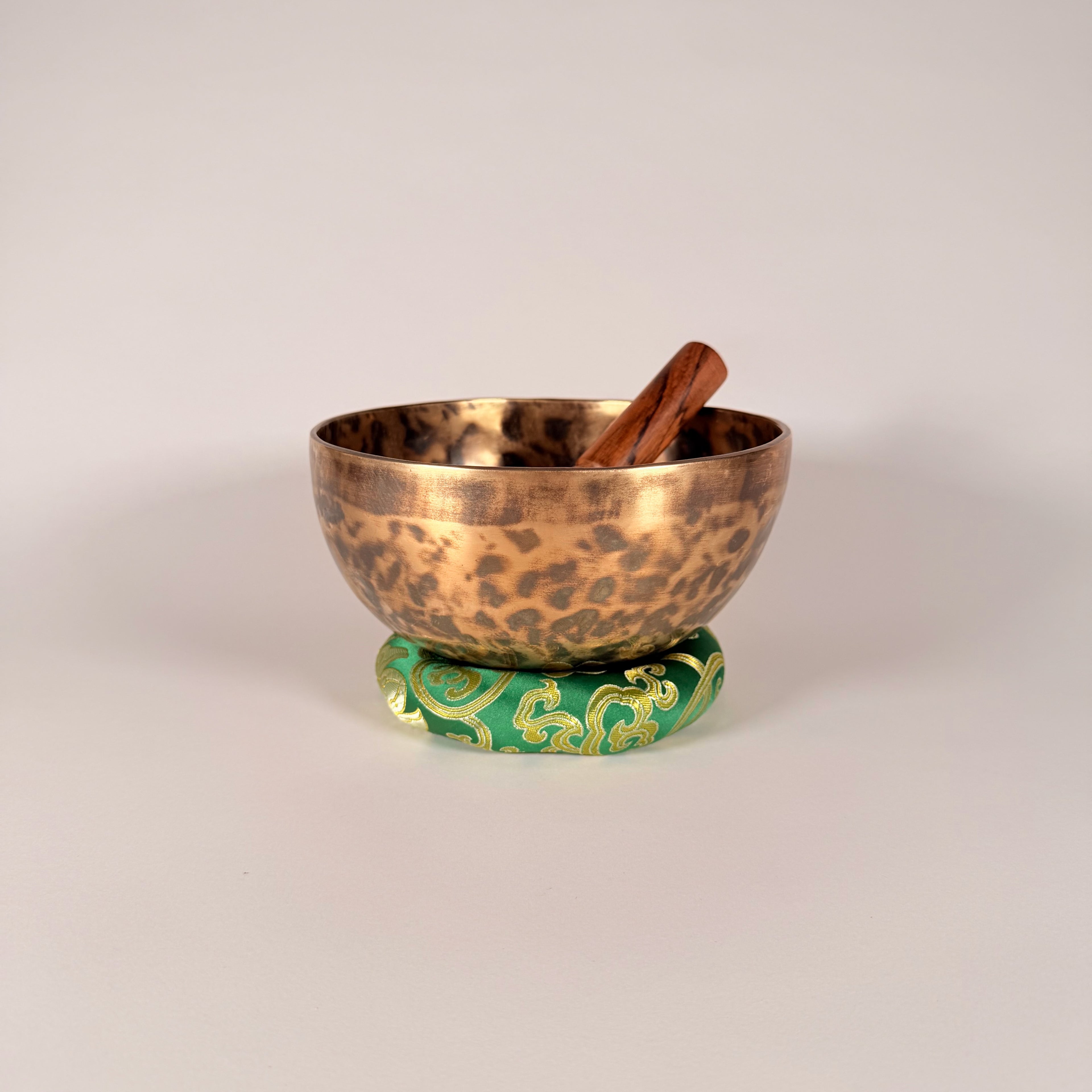 Hand-Hammered Singing Bowl — 7.75" W x 3.75" H, F Note, 1060g