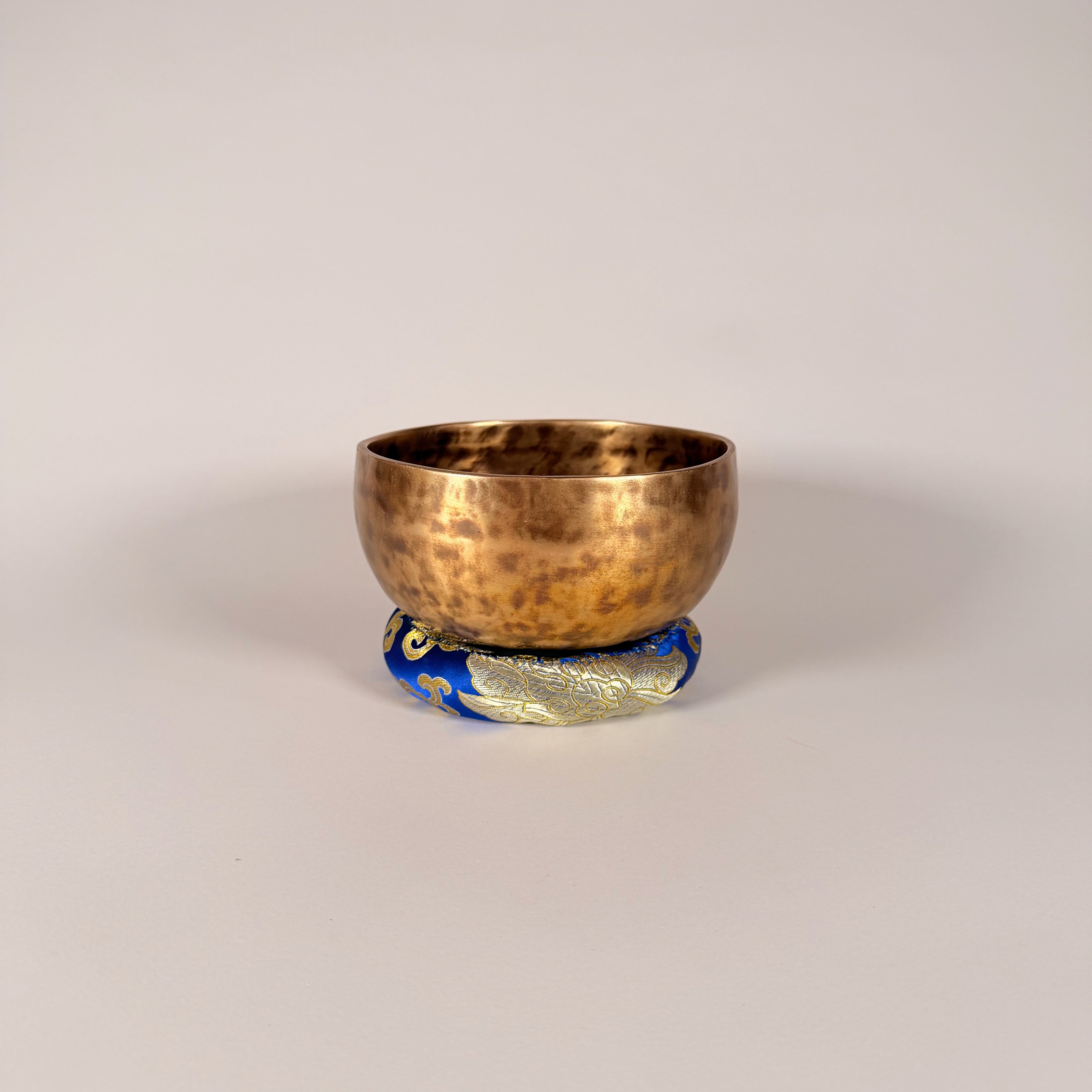 Hand-Hammered Singing Bowl — 6.25" W x 3.25" H, E Note, 738g
