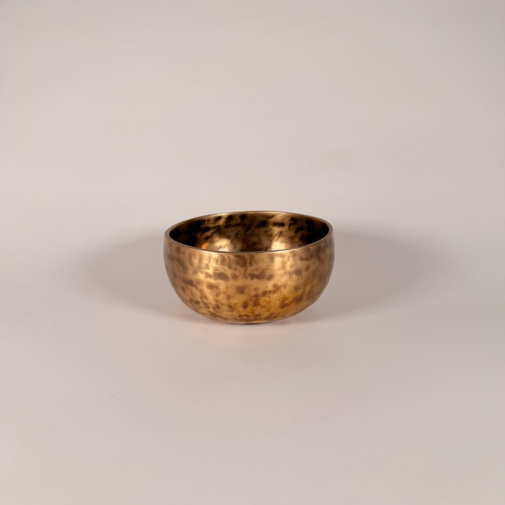 Hand-Hammered Singing Bowl — 6.25" W x 3.25" H, E Note, 738g