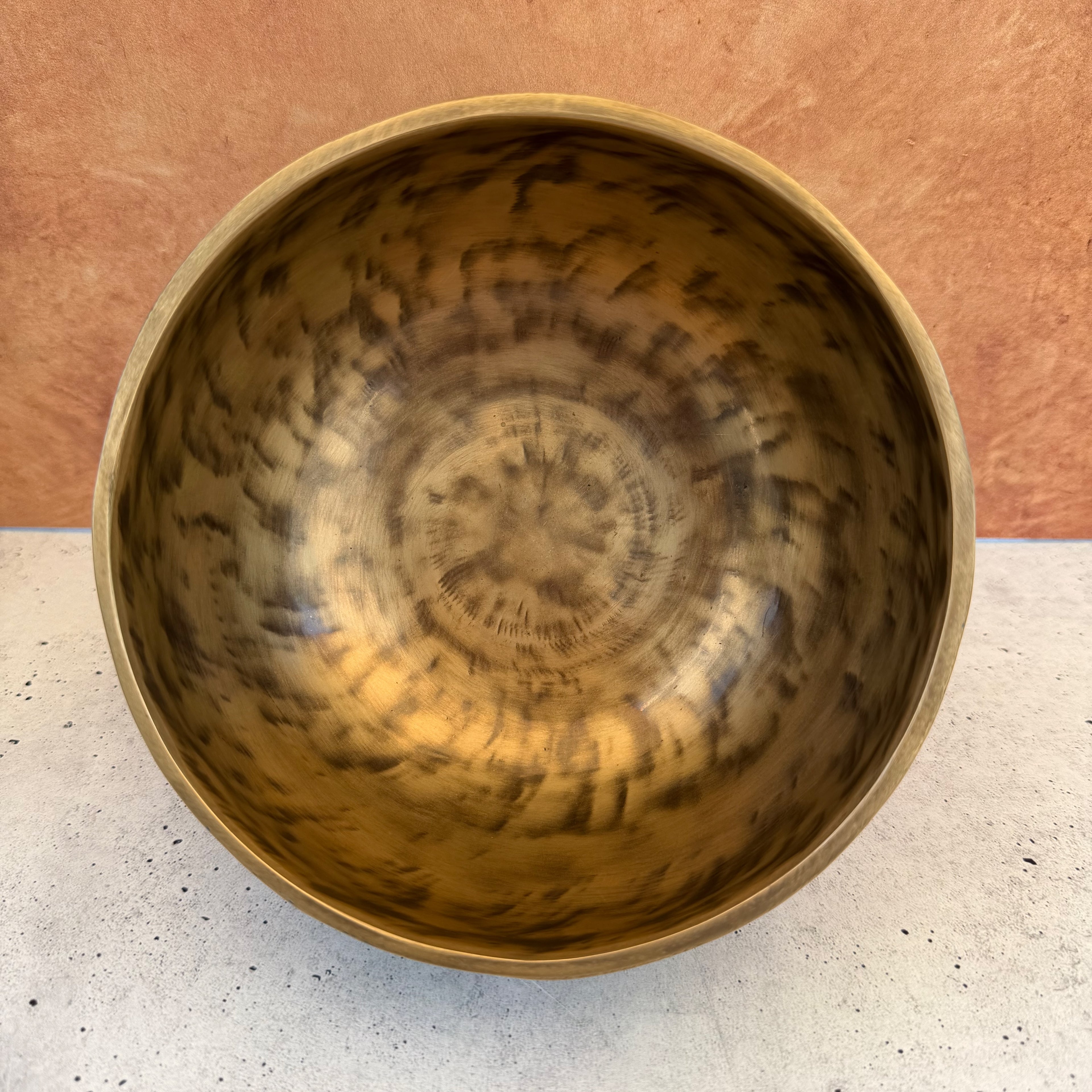 Hand-Hammered Singing Bowl — 6.25" W x 3.25" H, E Note, 738g