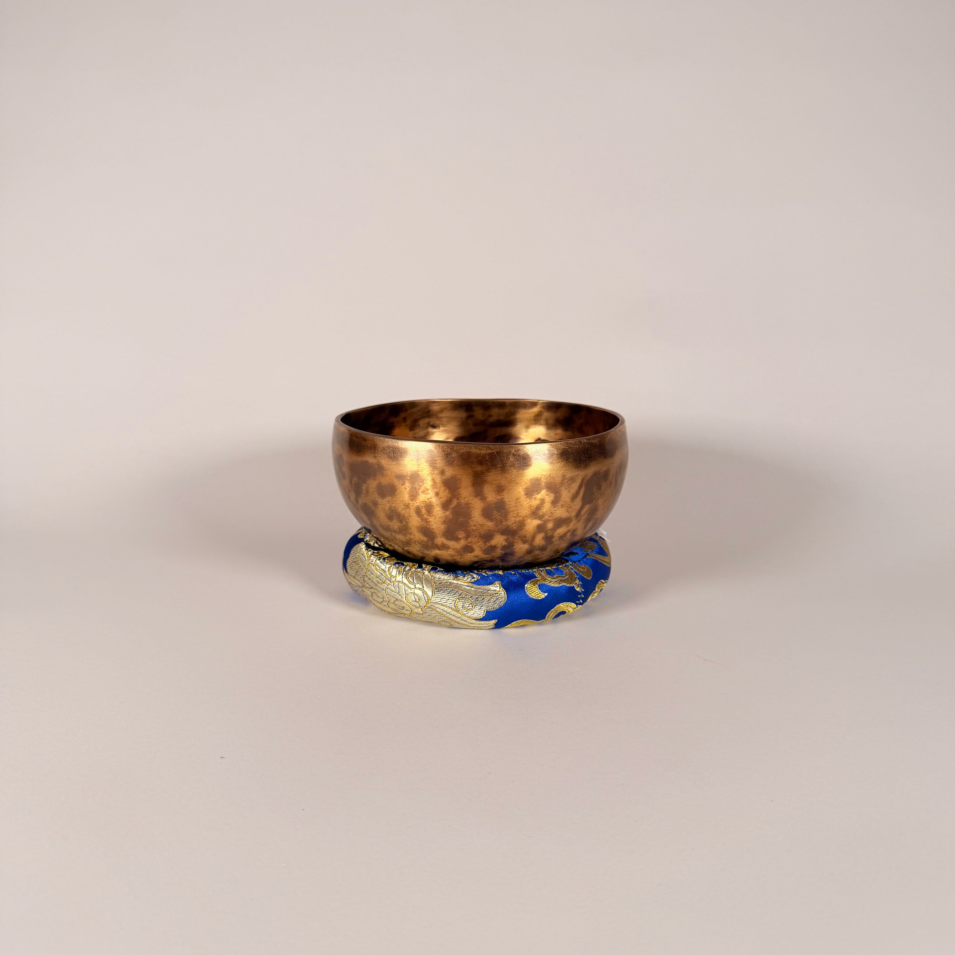 Hand-Hammered Singing Bowl — 5.75" W x 3.00" H, E Note, 584g