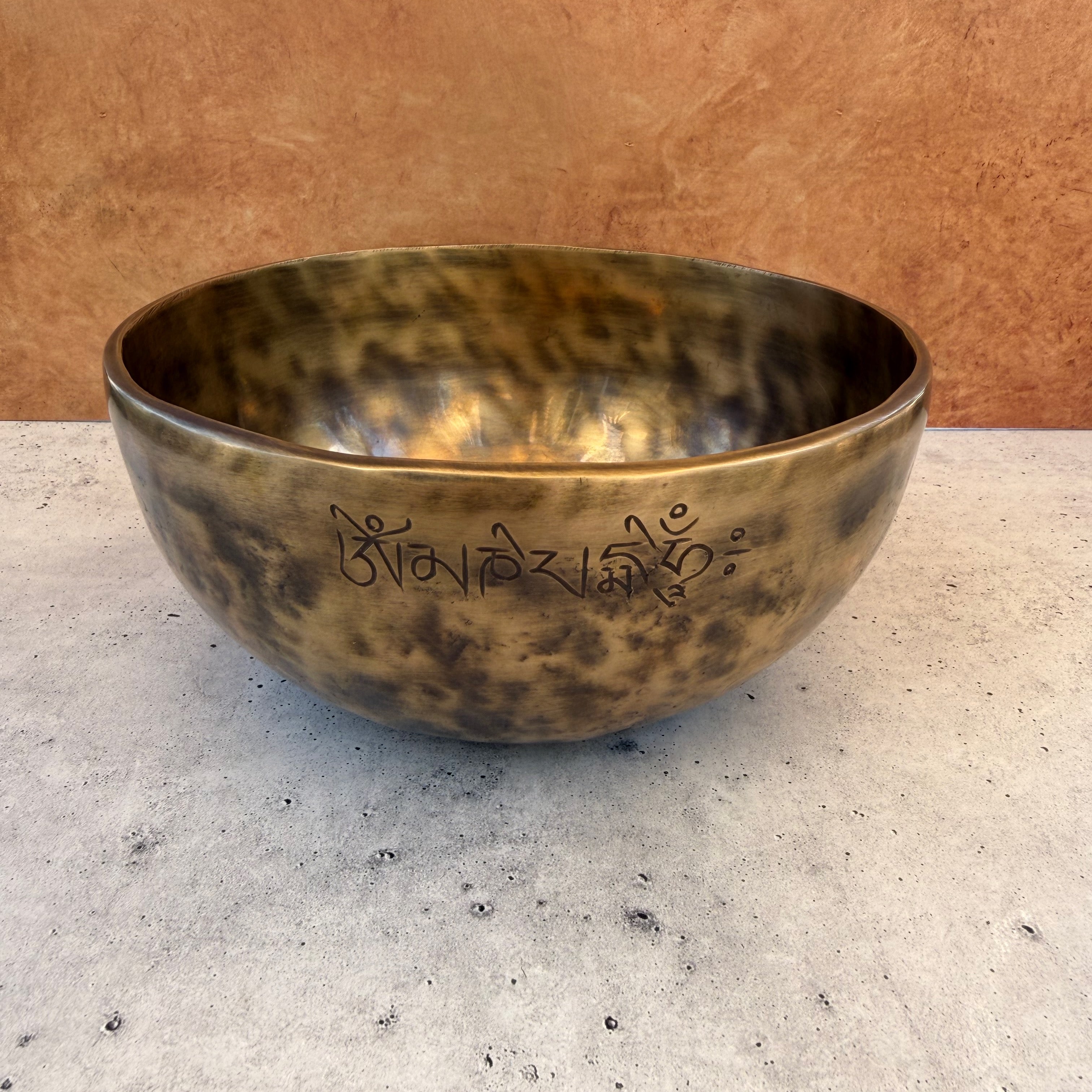 Moon Bowl — 7.50" W x 3.75" H, A Note, 1108g